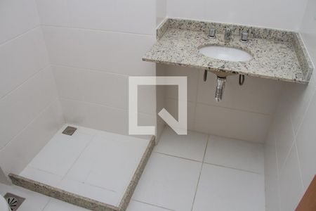 Apartamento à venda com 76m², 3 quartos e 2 vagasBanheiro Social