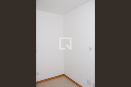 Apartamento à venda com 76m², 3 quartos e 2 vagasQuarto 01