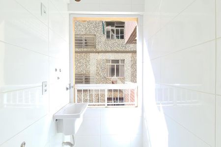 Apartamento à venda com 76m², 3 quartos e 2 vagas Apartamento à venda com 76m², 3 quartos e 2 vagasÁrea de Serviço