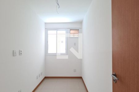 Apartamento à venda com 76m², 3 quartos e 2 vagas Apartamento à venda com 76m², 3 quartos e 2 vagasQuarto 3
