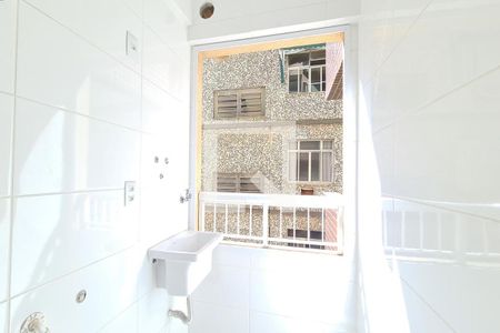 Apartamento à venda com 76m², 3 quartos e 2 vagas Apartamento à venda com 76m², 3 quartos e 2 vagasÁrea de Serviço