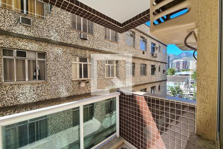 Apartamento à venda com 76m², 3 quartos e 2 vagas Apartamento à venda com 76m², 3 quartos e 2 vagasQuarto 3