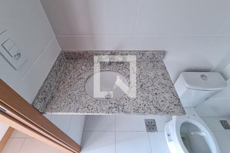 Apartamento à venda com 79m², 3 quartos e 2 vagas Apartamento à venda com 79m², 3 quartos e 2 vagasBanheiro Social