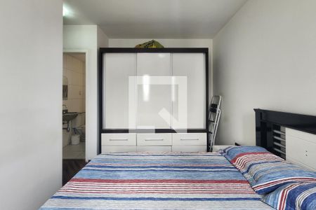 Apartamento à venda com 82m², 3 quartos e 2 vagas Apartamento à venda com 82m², 3 quartos e 2 vagasSuíte