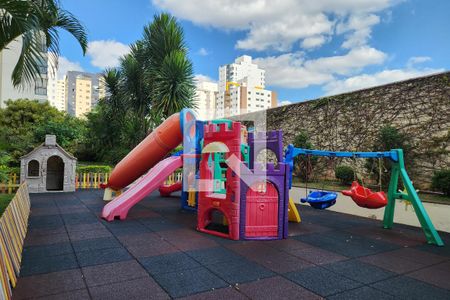 Apartamento à venda com 82m², 3 quartos e 2 vagas Apartamento à venda com 82m², 3 quartos e 2 vagasPlayground