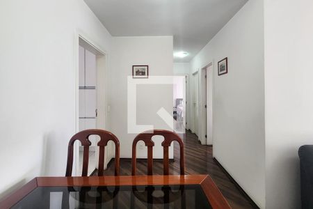 Apartamento à venda com 82m², 3 quartos e 2 vagas Apartamento à venda com 82m², 3 quartos e 2 vagasSala de Jantar