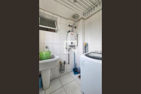 Apartamento à venda com 82m², 3 quartos e 2 vagas Apartamento à venda com 82m², 3 quartos e 2 vagasÁrea de Serviço