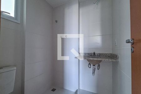 Apartamento à venda com 76m², 3 quartos e sem vagaBanheiro Social