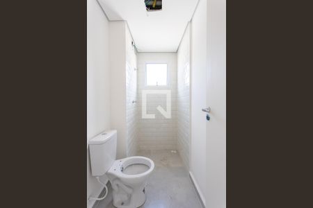 Banheiro  de apartamento à venda com 2 quartos, 46m² em Veloso, Osasco