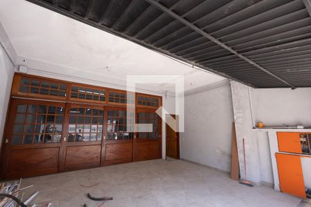 Casa à venda com 527m², 5 quartos e 2 vagasFachada