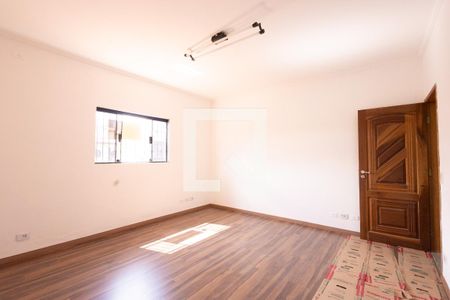 Casa à venda com 527m², 5 quartos e 2 vagasQuarto 3
