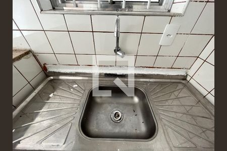 Casa à venda com 94m², 2 quartos e 2 vagas Casa à venda com 94m², 2 quartos e 2 vagasCozinha edícula