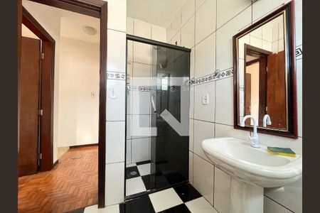 Casa à venda com 94m², 2 quartos e 2 vagas Casa à venda com 94m², 2 quartos e 2 vagasBanheiro