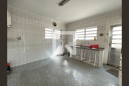 Casa à venda com 94m², 2 quartos e 2 vagas Casa à venda com 94m², 2 quartos e 2 vagasCozinha
