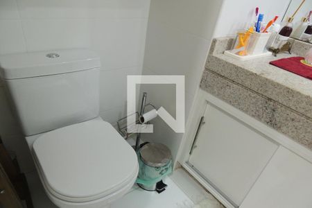 Apartamento à venda com 78m², 2 quartos e 1 vagaBanheiro da Suíte