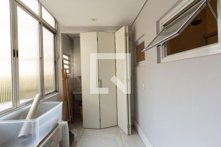 Apartamento à venda com 123m², 2 quartos e 1 vagaÁrea de Serviço