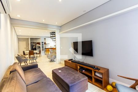 Sala de TV de apartamento à venda com 2 quartos, 123m² em Itaim Bibi, São Paulo