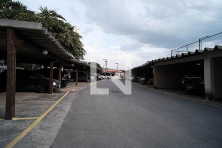 Apartamento à venda com 71m², 2 quartos e 1 vagaÁrea comum