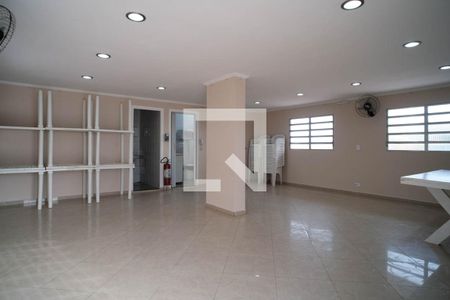 Apartamento à venda com 71m², 2 quartos e 1 vagaÁrea comum