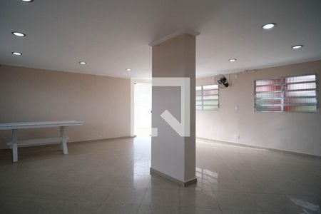 Apartamento à venda com 71m², 2 quartos e 1 vagaÁrea comum