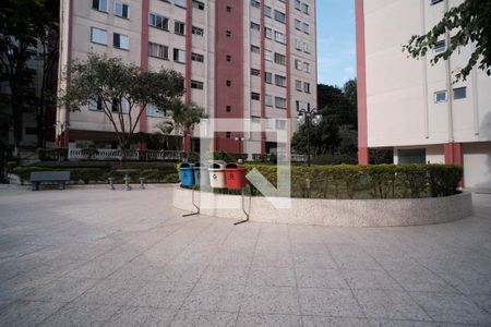 Apartamento à venda com 71m², 2 quartos e 1 vagaÁrea comum