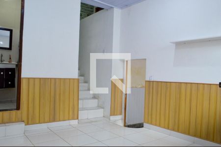 Sala de casa à venda com 2 quartos, 70m² em Taquara, Rio de Janeiro