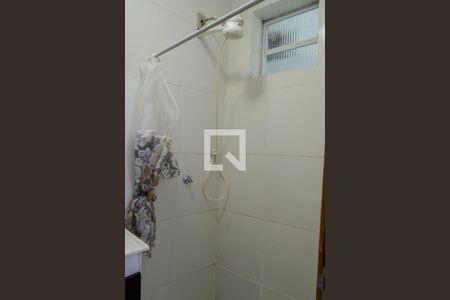 Casa à venda com 70m², 2 quartos e 1 vaga Casa à venda com 70m², 2 quartos e 1 vagaBanheiro