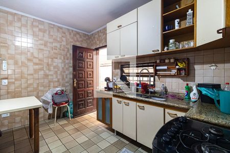 Casa à venda com 165m², 3 quartos e 2 vagas Casa à venda com 165m², 3 quartos e 2 vagasCozinha