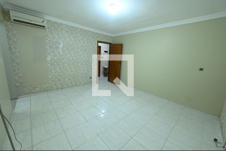 Casa para alugar com 300m², 3 quartos e 2 vagas Casa para alugar com 300m², 3 quartos e 2 vagasQuarto