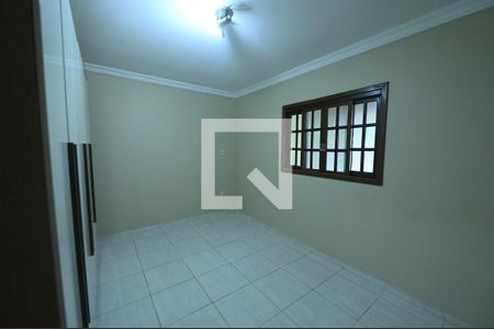 Quarto de casa para alugar com 3 quartos, 300m² em Setor Jao, Goiânia