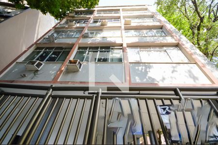 Apartamento à venda com 90m², 3 quartos e 1 vaga Apartamento à venda com 90m², 3 quartos e 1 vagaFachada