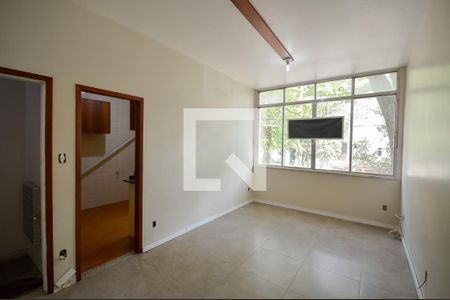 Apartamento à venda com 90m², 3 quartos e 1 vaga Apartamento à venda com 90m², 3 quartos e 1 vagaSala