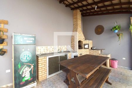 Casa para alugar com 200m², 3 quartos e 6 vagas Casa para alugar com 200m², 3 quartos e 6 vagasÁrea comum - Churrasqueira