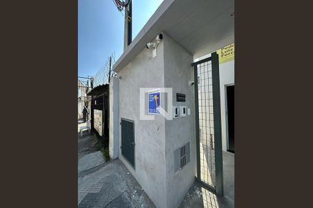Apartamento para alugar com 33m², 1 quarto e sem vaga Apartamento para alugar com 33m², 1 quarto e sem vagaPlaca de Anuncio