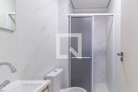Banheiro de kitnet/studio para alugar com 1 quarto, 22m² em Centro, Osasco
