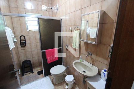 Banheiro Social  de casa para alugar com 2 quartos, 90m² em Jardim Sapopemba, São Paulo