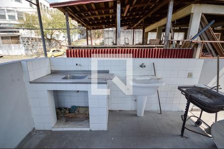 Casa para alugar com 90m², 2 quartos e sem vagaTerraço
