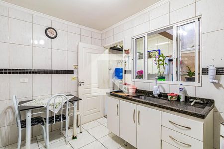 Casa à venda com 159m², 2 quartos e 2 vagasCozinha