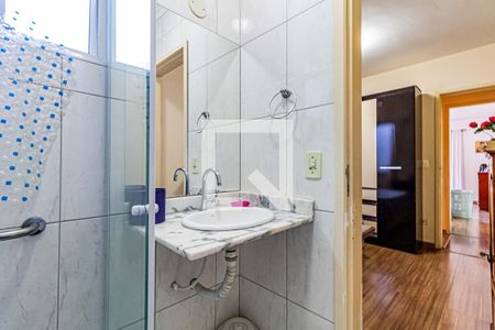 Casa à venda com 159m², 2 quartos e 2 vagasBanheiro da Suíte 2