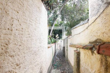 Casa para alugar com 50m², 1 quarto e 1 vaga Casa para alugar com 50m², 1 quarto e 1 vagaEntrada