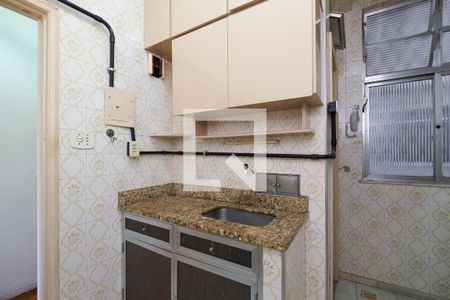 Apartamento à venda com 70m², 2 quartos e sem vagaCozinha