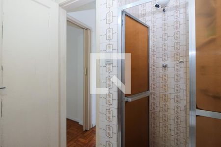 Apartamento à venda com 70m², 2 quartos e sem vagaBanheiro Corredor