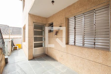 Casa para alugar com 90m², 2 quartos e 1 vagaEntrada