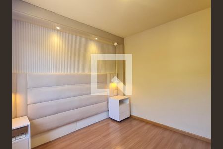 Apartamento à venda com 75m², 3 quartos e 2 vagasSuíte