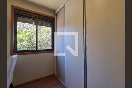 Quarto 2 de apartamento para alugar com 3 quartos, 75m² em Vila Jardim, Porto Alegre