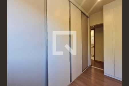 Quarto 2 de apartamento para alugar com 3 quartos, 75m² em Vila Jardim, Porto Alegre