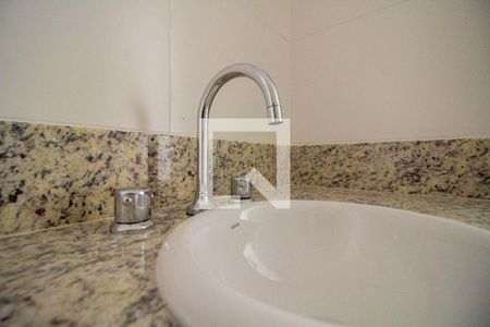 Apartamento à venda com 80m², 2 quartos e 1 vagaBanheiro da Suíte