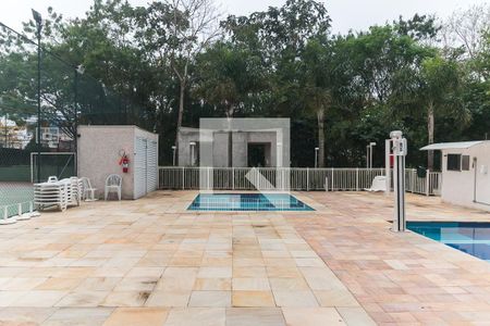 Apartamento para alugar com 72m², 3 quartos e 1 vaga Apartamento para alugar com 72m², 3 quartos e 1 vagaÁrea comum - Piscina