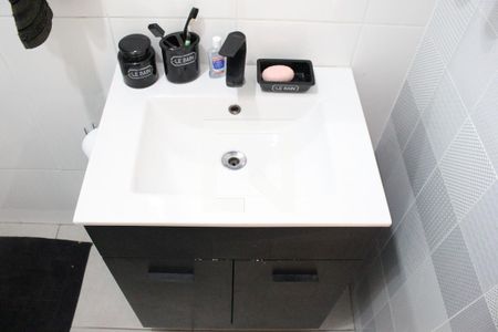 Casa à venda com 174m², 5 quartos e 2 vagasBanheiro 2