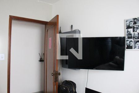 Casa à venda com 174m², 5 quartos e 2 vagasQuarto 2